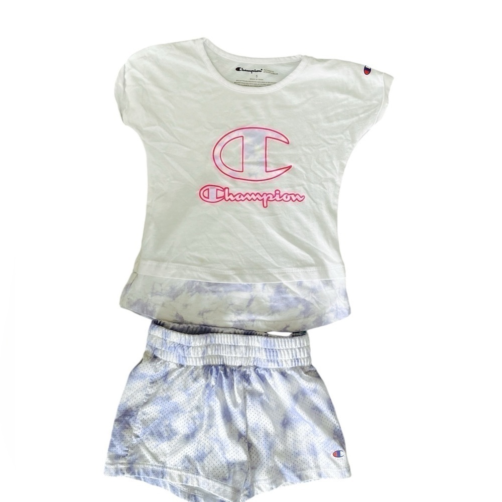 Girl’s Champion Outfit